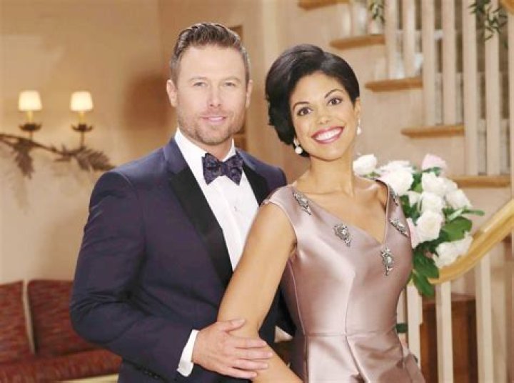 
A Sneak Peek Into Comedian Becky Lucas Married Life, Partner and Family 