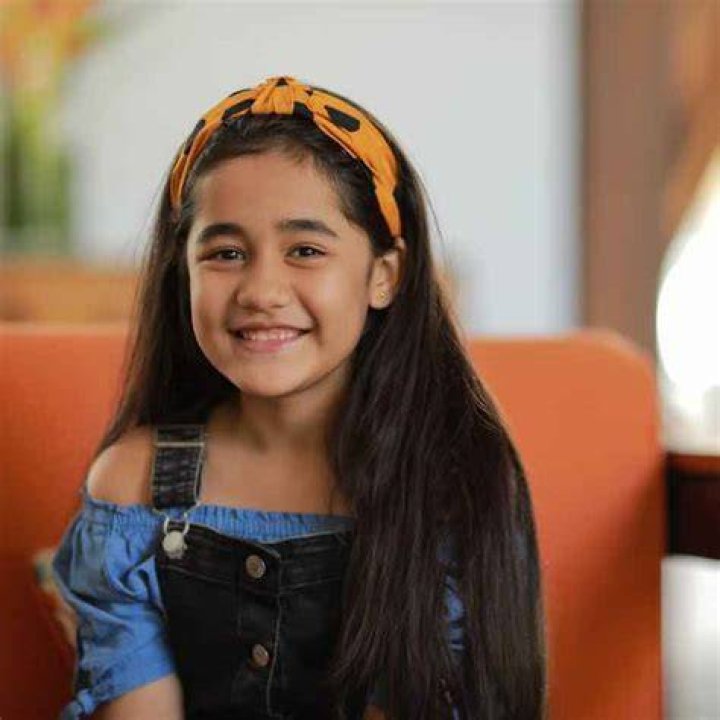 
Aakriti Sharma Height, Weight, Net Worth, Age, Birthday, Wikipedia, Who, Nationality, Biography 