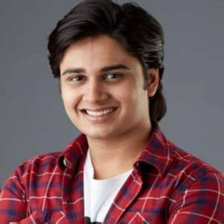 
Abhinay Raj Singh Height, Weight, Net Worth, Age, Birthday, Wikipedia, Who, Nationality, Biography 