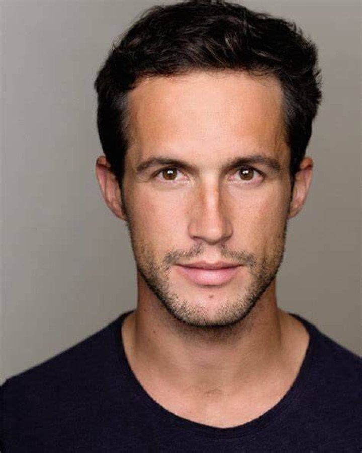 Actor Rob Heaps’ Wiki: Age, Height, Net Worth, Body. Married?
