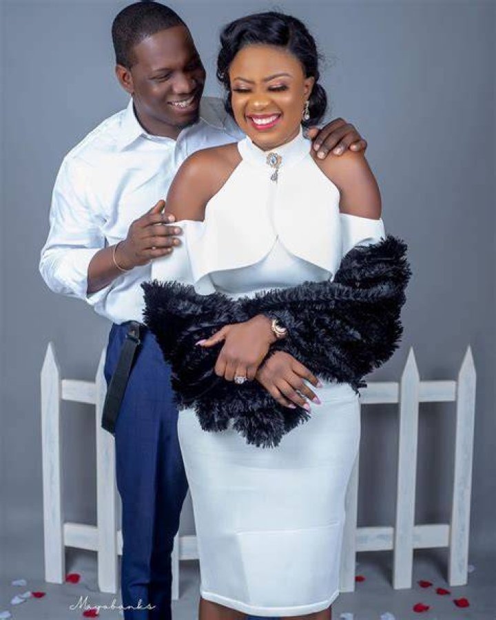 
Actress, Seilat Adebowale Shows Off Her Dance Moves In Lovely Moments With Her Handsome Husband 