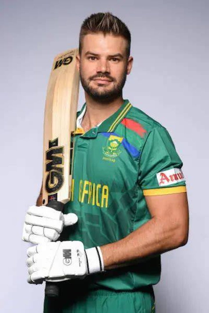 
Aiden Markram Height, Weight, Net Worth, Age, Birthday, Wikipedia, Who, Nationality, Biography 