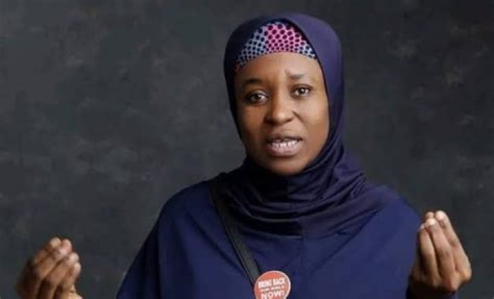 
Aisha Yesufu Reacts As Teni Thanked The FG after She Was Awarded By The President, Muhammadu Buhari. 
