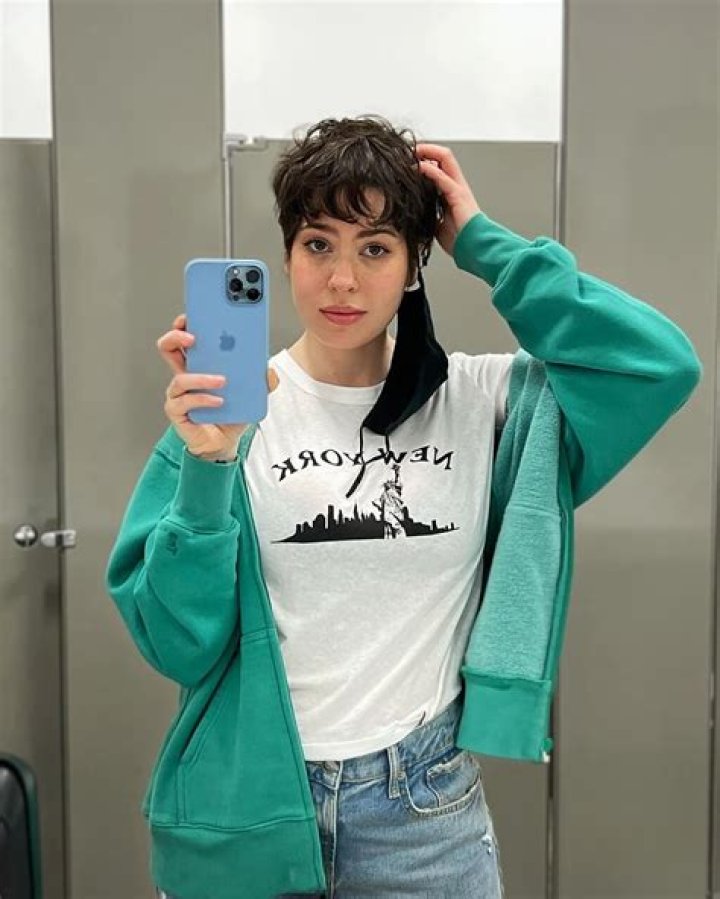 Anisa Butt Height, Weight, Net Worth, Age, Birthday, Wikipedia, Who, Instagram, Biography