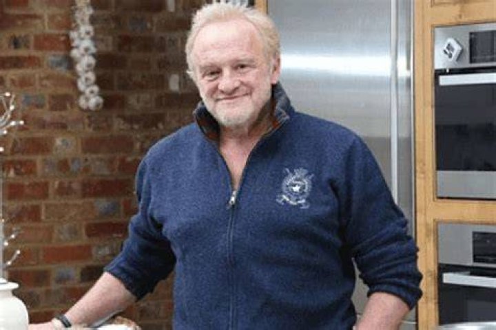 
Antony Worrall Thompson Net Worth, How Much Money Does The Celebrity Chef Have? 