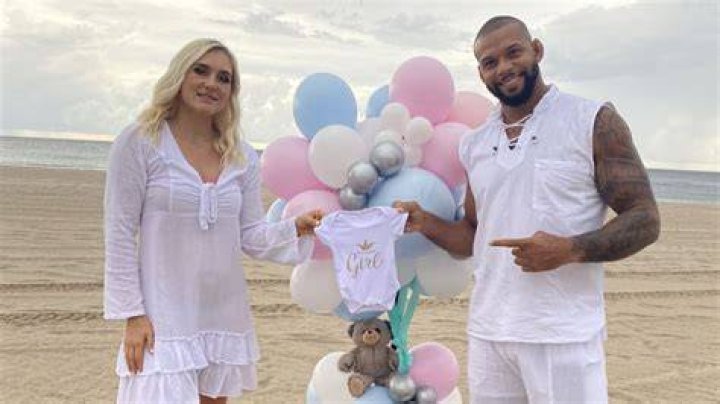 Are Thiago Santos And Yana Kunitskaya Married? Wife 2022, Net Worth And Parents