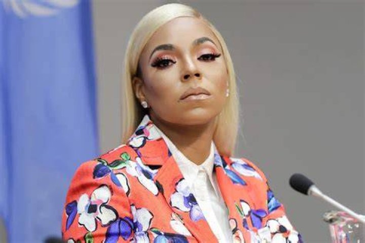 
Ashanti Praises Sister Kenashia in Honor of Domestic Violence Awareness Month: ‘I Am So Proud’ 