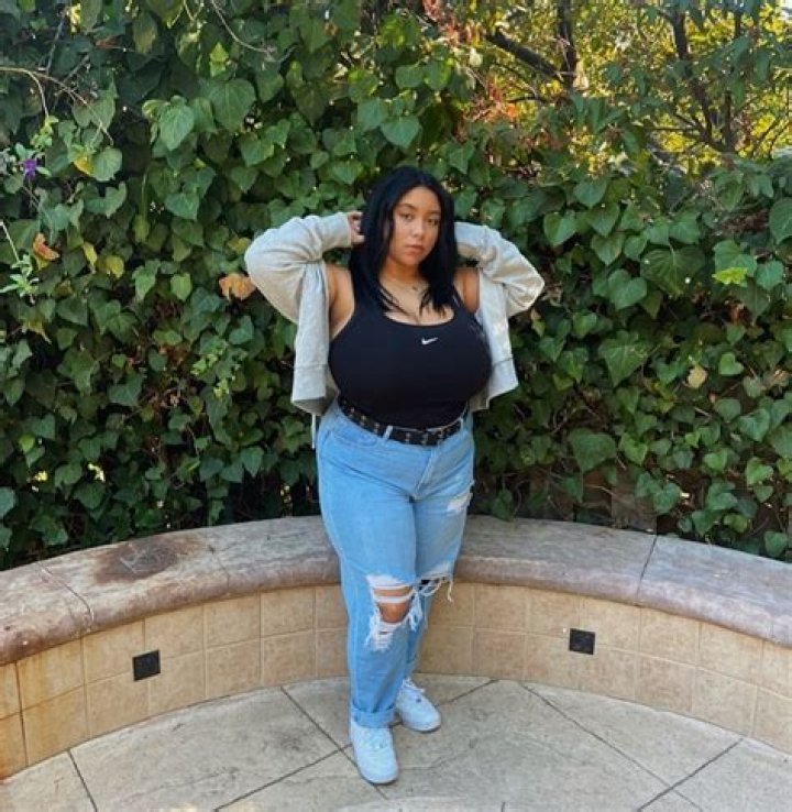 
Babvgrace Height, Weight, Net Worth, Age, Birthday, Wikipedia, Who, Instagram, Biography 