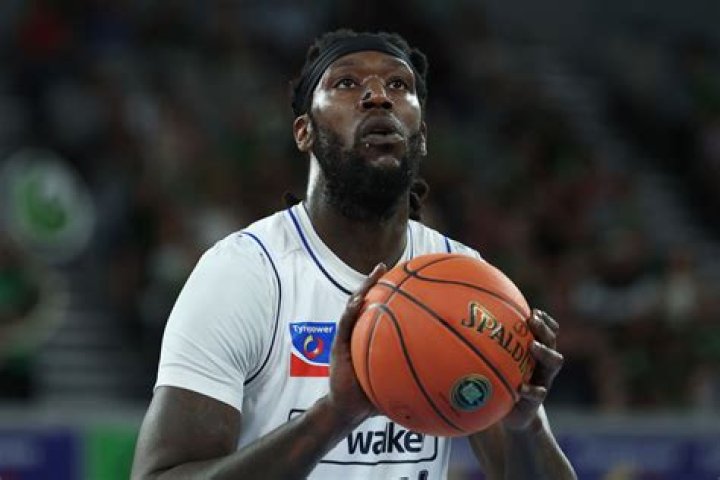 
Basketball Player Montrezl Harrell Arrested With About 3 Pounds Of Weed, How Rich Is He Exactly? 
