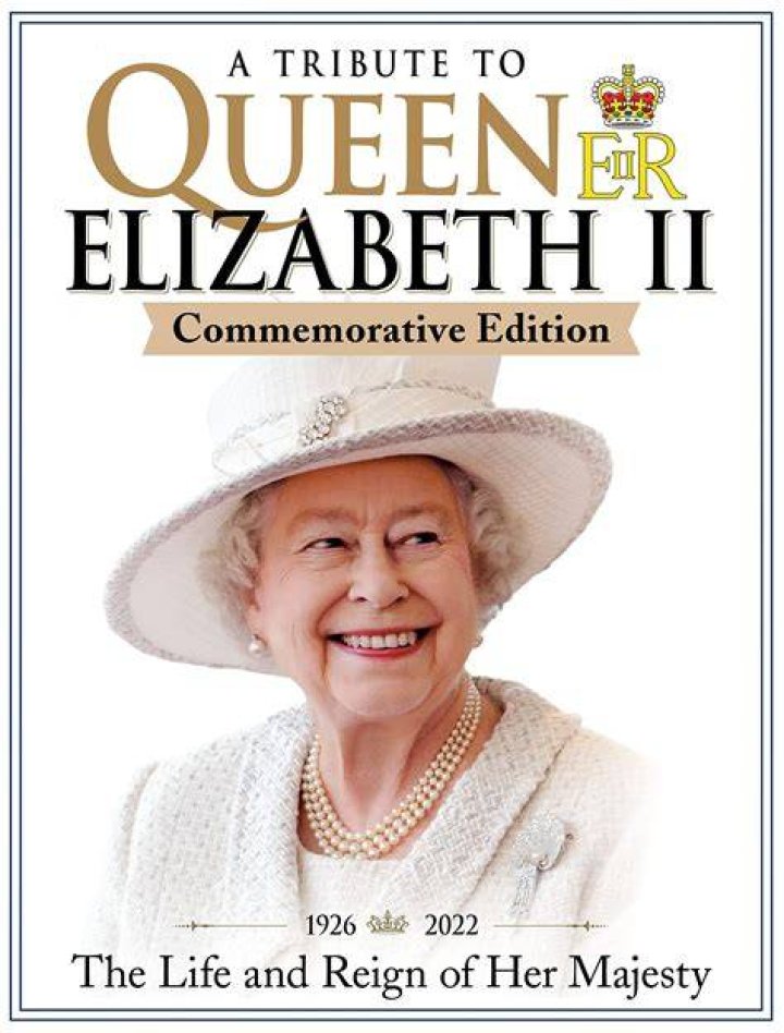 
Big B pays tribute to Queen Elizabeth II 