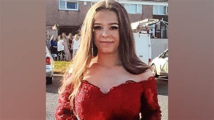 
Bobbi-Anne McLeod Height, Weight, Net Worth, Age, Birthday, Wikipedia, Who, Nationality, Biography 