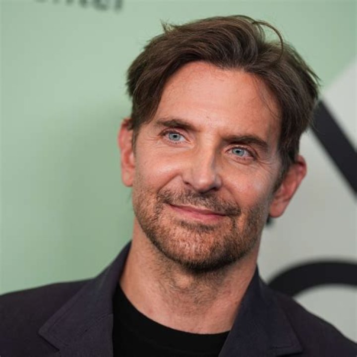 
Bradley Cooper Is Rumored To Be Dating Huma Abedin 