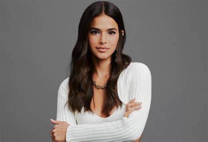 Bruna Marquezine Husband, Is She Married? Parents Ethnicity And Instagram