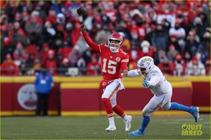 Bryan Cook injury update: Kansas City Chiefs safety injured vs Green Bay Packers