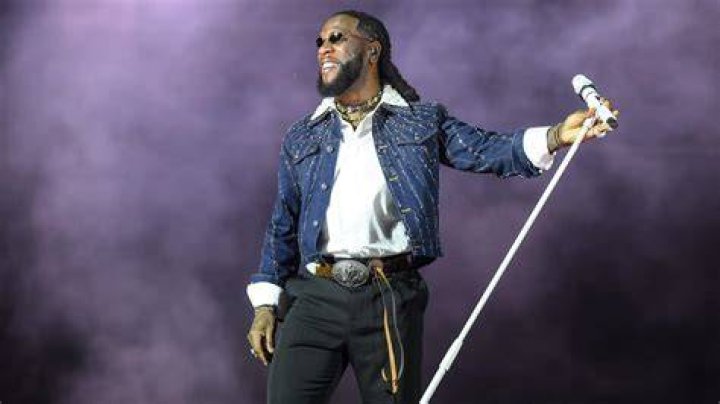 
Burna Boy Is Like Michael Jackson – Josh2Funny 