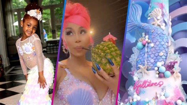 
Cardi B Fires Back After Twitter User Accuses Husband Offset of Cheating With Saweetie 