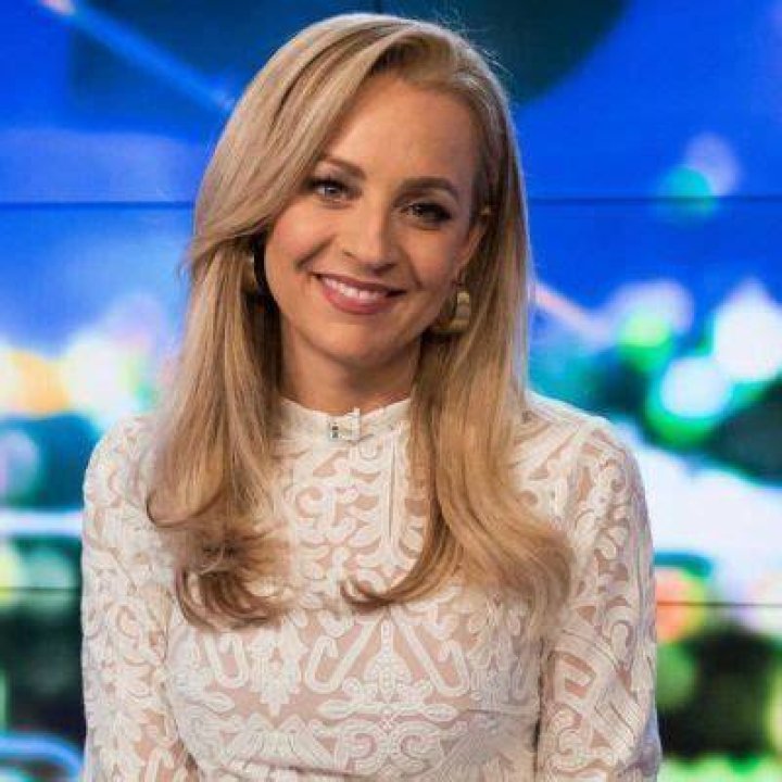 Carrie Bickmore Height, Weight, Net Worth, Age, Birthday, Wikipedia, Who, Nationality, Biography
