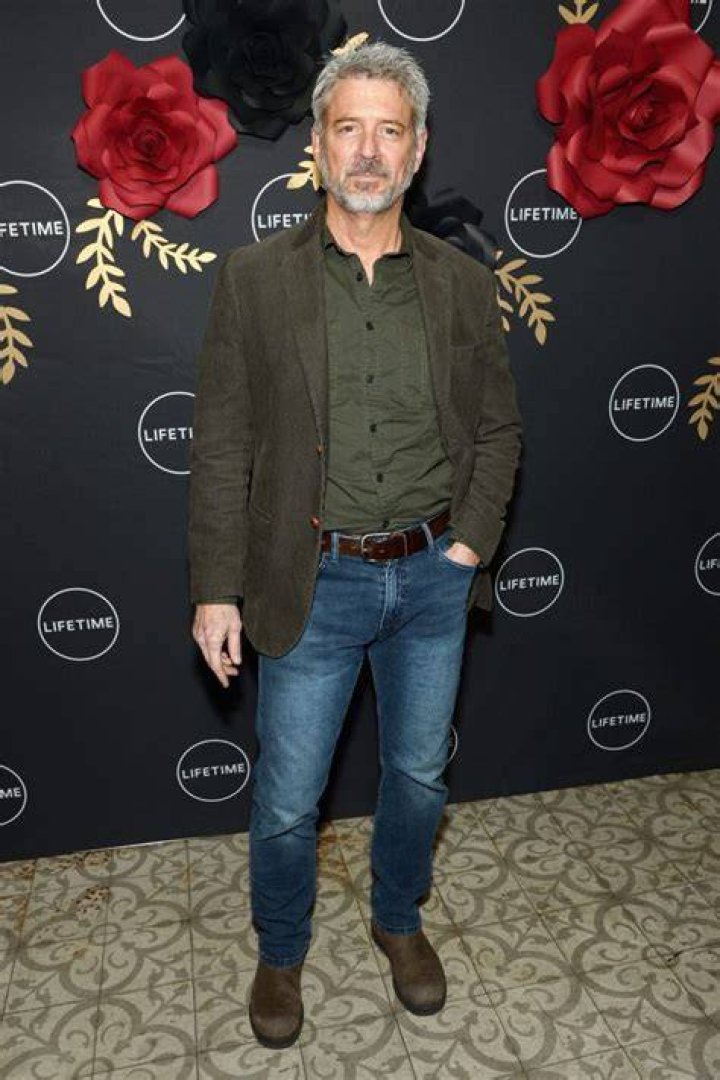 Christopher Cousins Height, Weight, Net Worth, Age, Birthday, Wikipedia, Who, Nationality, Biography