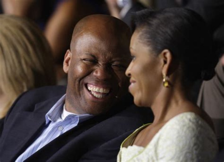 Craig And Kelly Robinson Lawsuit And Net Worth: Michelle Obama’s brother Sues School