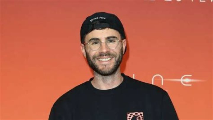 
Cyprien Iov Height, Weight, Net Worth, Age, Birthday, Wikipedia, Who, Nationality, Biography 