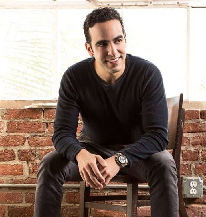 Dan Ahdoot Height, Weight, Net Worth, Age, Birthday, Wikipedia, Who, Nationality, Biography