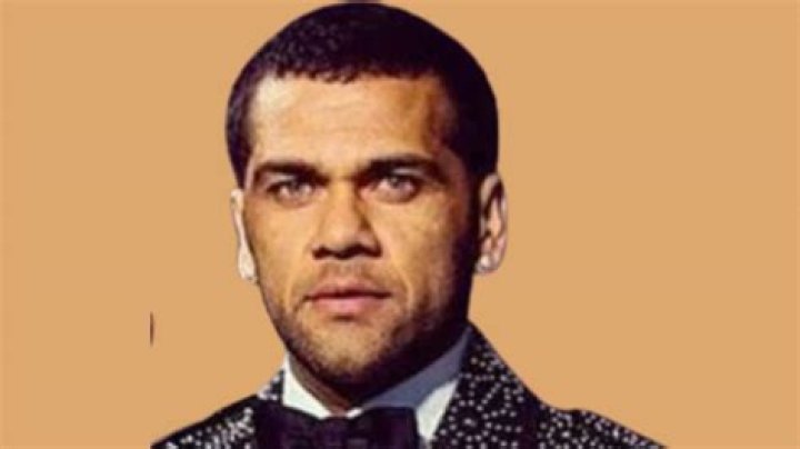 
Dani Alves Height, Weight, Net Worth, Age, Birthday, Wikipedia, Who, Nationality, Biography 