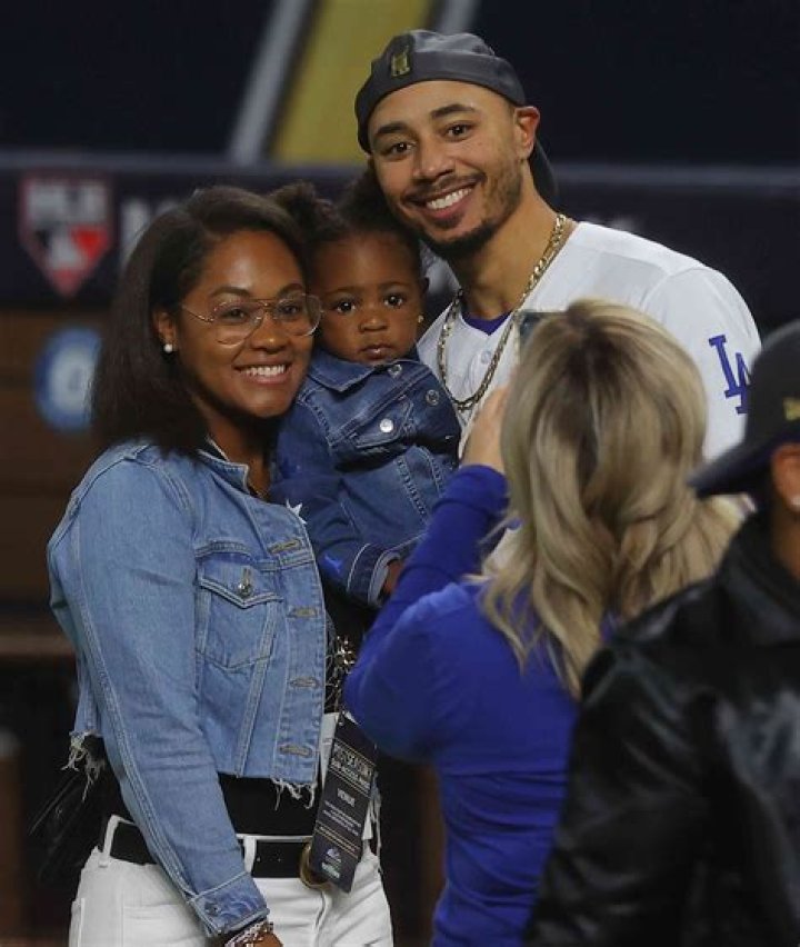 
Daughter Kynlee Betts, Meet Mookie Betts Kids With Wife Brianna Hammonds 