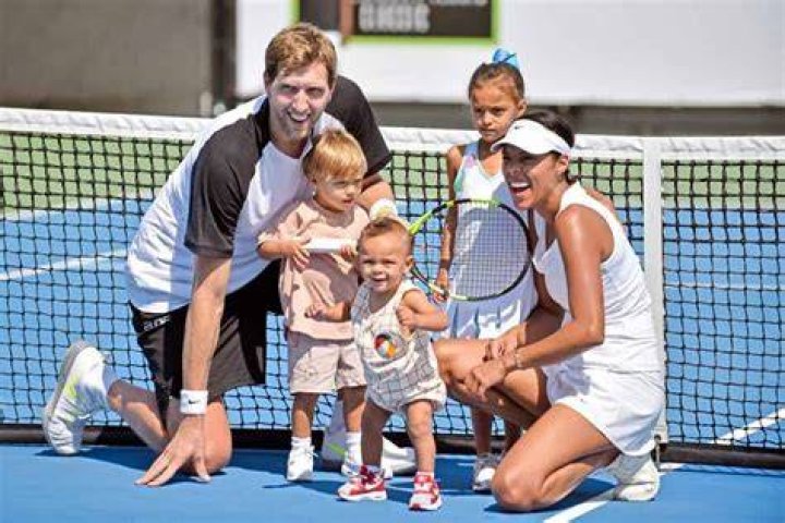 
Dirk Nowitzki is Married to Wife: Jessica Olsson. Kids 