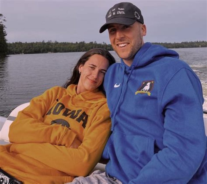 
Does Sophie Hart Have A Boyfriend? Her Parents And Ethnicity Explored 