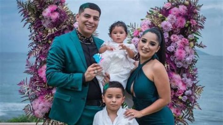 
Eduin Cazares is Married to Wife: Daisy Anahy. Kids. 