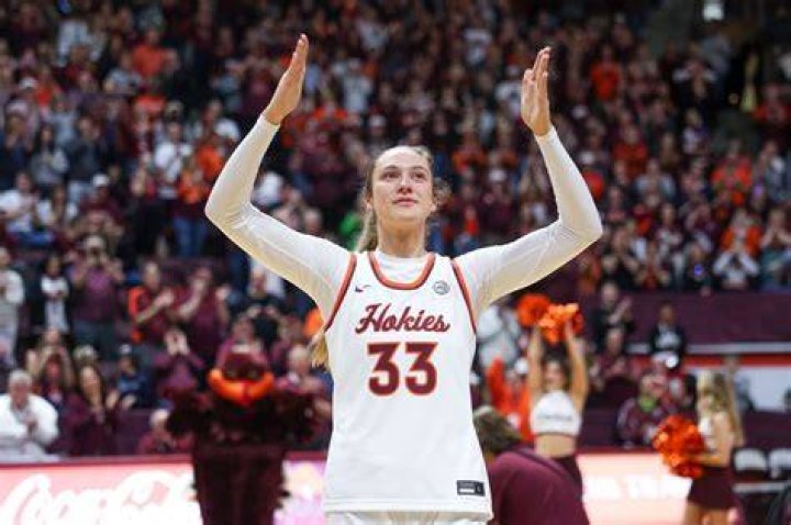 
Elizabeth Kitley Injury Update, What Happened to Elizabeth Kitley? 