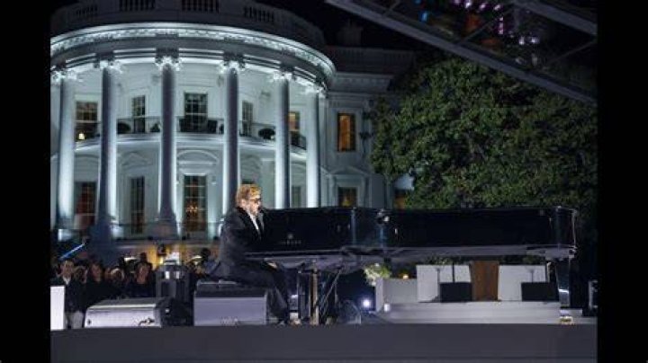 
Elton John Gives Electrifying Performance at the White House, ‘Flabbergasted’ After Big Surprise 