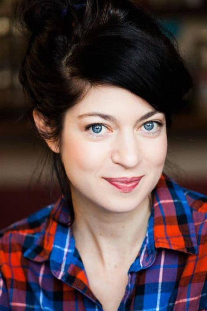 Emmanuelle Lussier-Martinez Height, Weight, Net Worth, Age, Birthday, Wikipedia, Who, Nationality, Biography