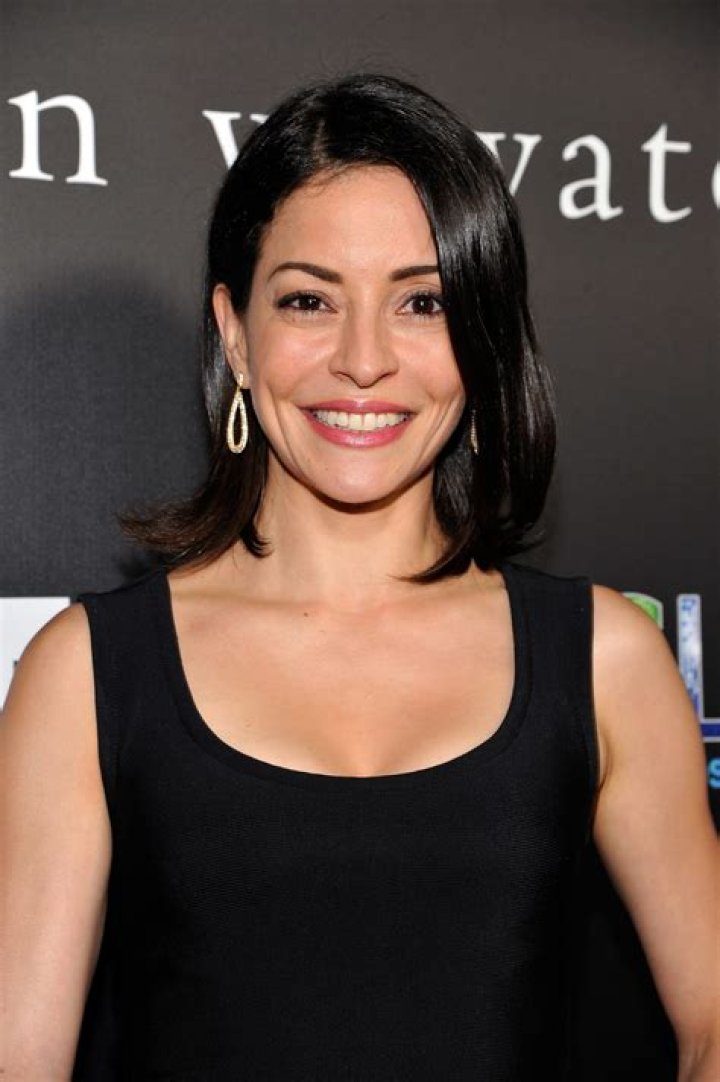 
Emmanuelle Vaugier Height, Weight, Net Worth, Age, Birthday, Wikipedia, Who, Nationality, Biography 