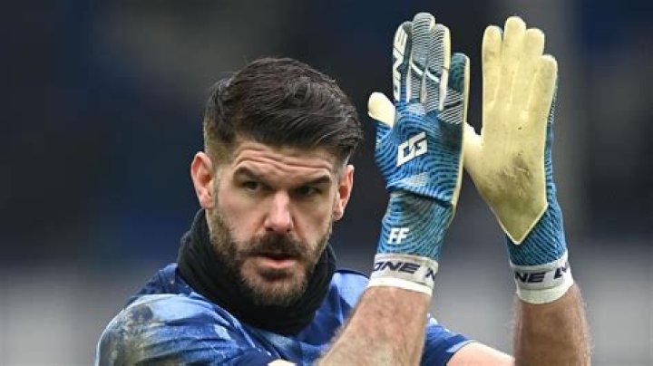 
Fraser Forster Height, Weight, Net Worth, Age, Birthday, Wikipedia, Who, Instagram, Biography 