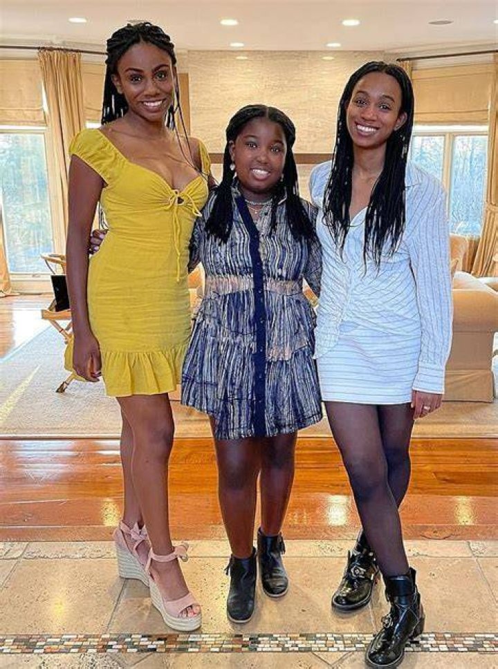 Get To Know Chris Rock’s Daughters: Lola Simone And Zahra Savannah