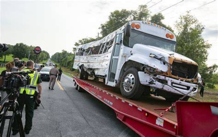 
Gloria Estefan Bus Accident: What Happened To Her? Family Husband And Kids 
