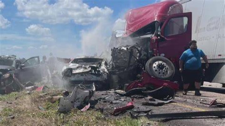 
Gustavo Hernandez: Before a fatal crash, a Texas youngster was live-streaming a joyride in a stolen Audi. 