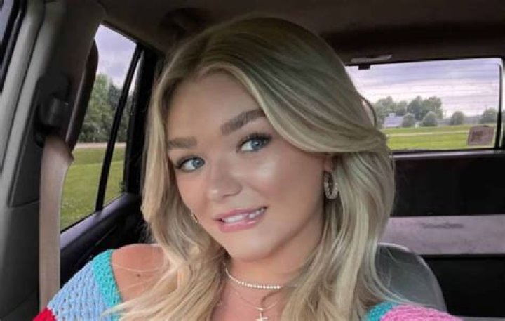 Hailey Sigmond Height, Weight, Net Worth, Age, Birthday, Wikipedia, Who, Nationality, Biography