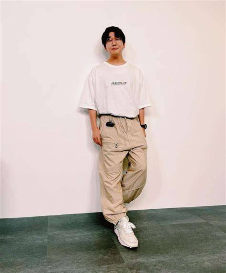 
Hanae Mori Height, Weight, Net Worth, Age, Birthday, Wikipedia, Who, Nationality, Biography 
