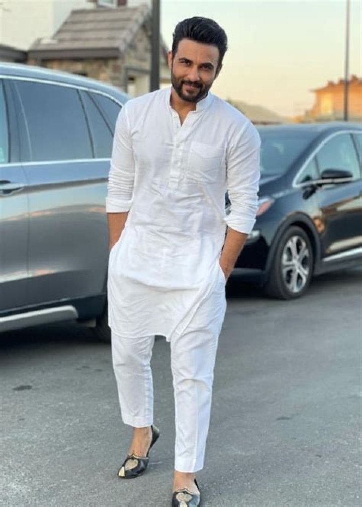 
Harish Verma Height, Weight, Net Worth, Age, Birthday, Wikipedia, Who, Nationality, Biography 