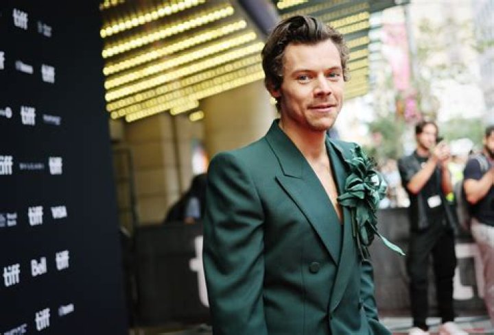 
Harry Styles Looks Dapper in a Black Gucci Suit at ‘My Policeman’ Premiere 