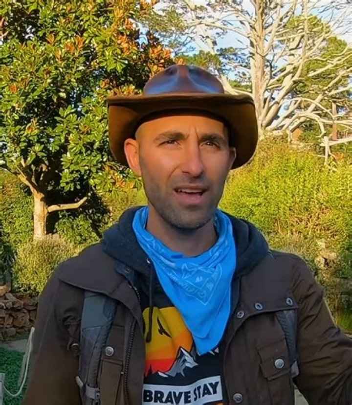 
How Much Is Coyote Peterson’s Net Worth? Everything about the American YouTuber 