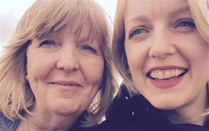 
How Old Was Lauren Laverne Mother Celia Gofton When She Passed Away? Tributes On Twitter 