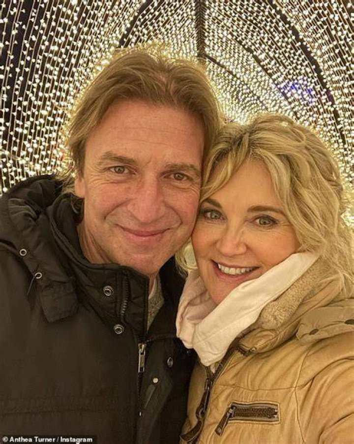 
Is Anthea Turner Married? Check Anthea Turner Net Worth, Age, Height, Bio, Birthday, Wiki, Husband, Children, Career, Nationality 