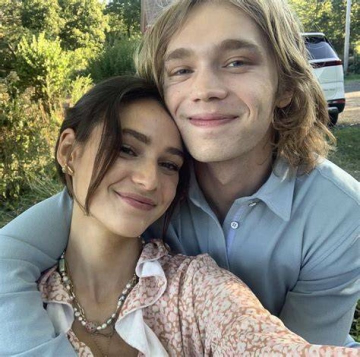 Is Charlie Plummer Gay? Girlfriend Or Partner 2022