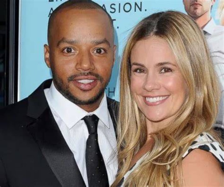 Is Donald Faison Gay? Age, Height, Net Worth