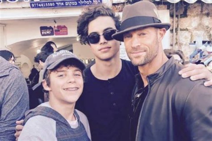Is Gabe Kapler Married to Wife? Or Dating a Girlfriend? Kids.