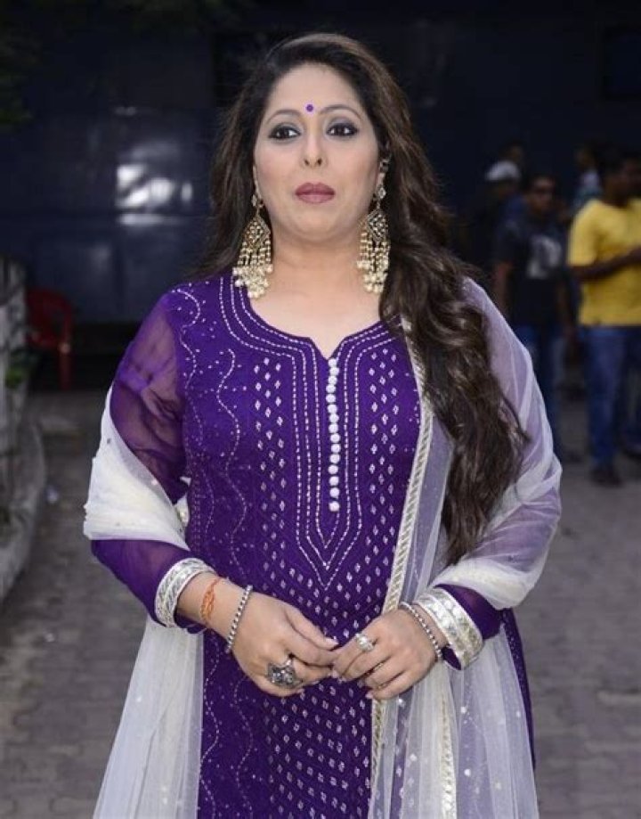 Is Geeta Kapur Married? Geeta Kapur (Geeta Maa) Age, Weight, Husband, Family