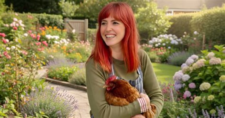 
Is Izzie Balmer Married With A Partner? Husband or Boyfriend, Net Worth 2022 